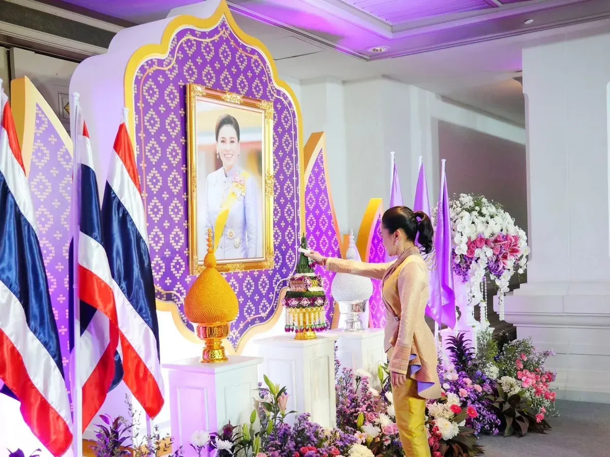 มหกรรมผ้าไหมไทย